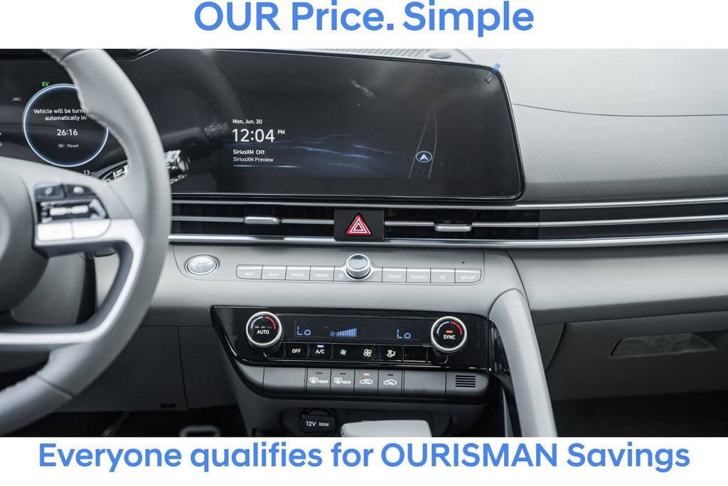 New 2025 Hyundai Elantra SEL image 18