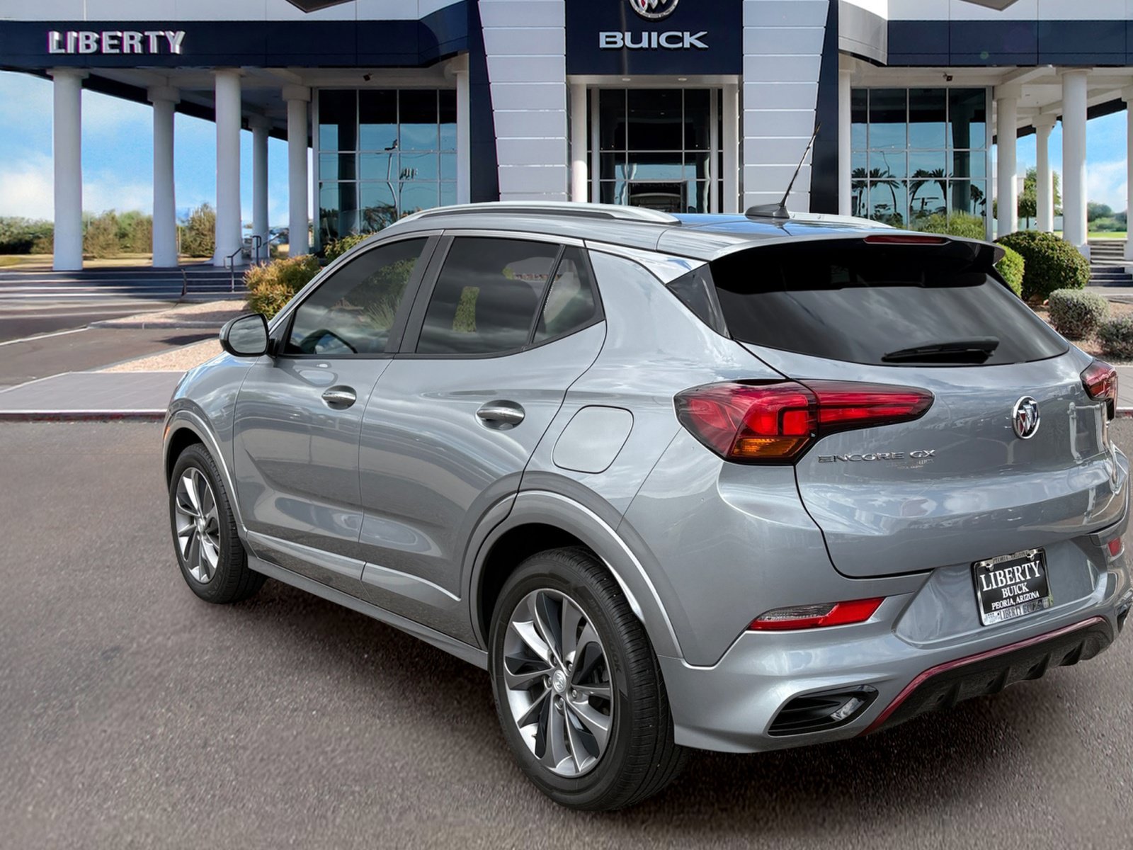 Used 2023 Buick Encore GX Select w/ Experience Buick Package FWD image 5