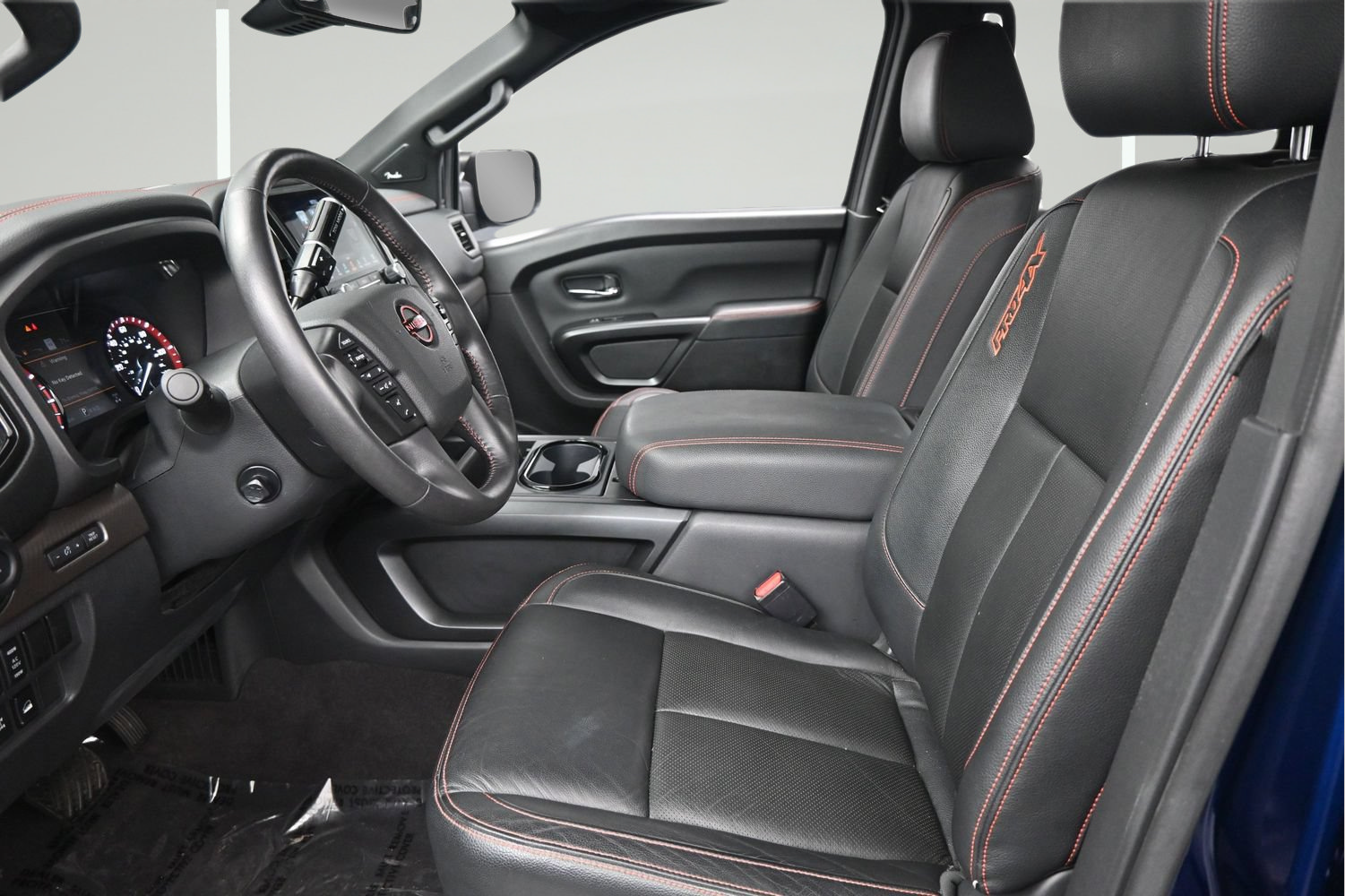 Certified 2023 Nissan Titan PRO-4X w/ Pro-4x Convenience Package AWD/4WD image 9