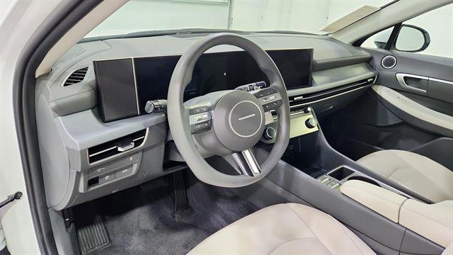 Used 2025 Hyundai Sonata SEL image 11