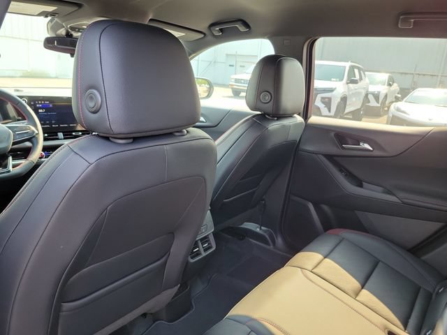 New 2026 Chevrolet Equinox RS w/ Convenience Package III AWD/4WD image 10