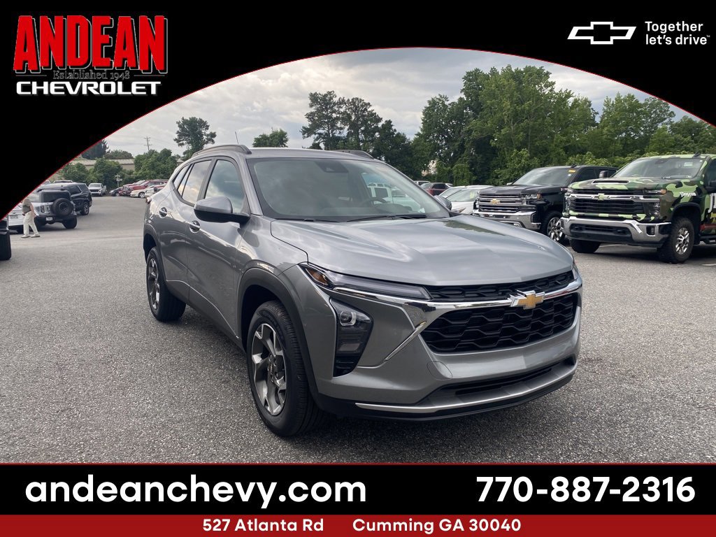 New 2025 Chevrolet Trax LT w/ Driver Confidence Package