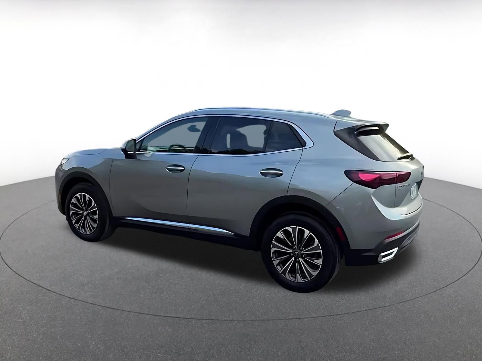 Used 2024 Buick Envision Preferred AWD/4WD image 11