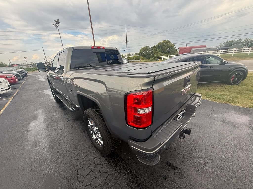 Used 2018 GMC Sierra 2500 Denali w/ Duramax Plus Package AWD/4WD image 6