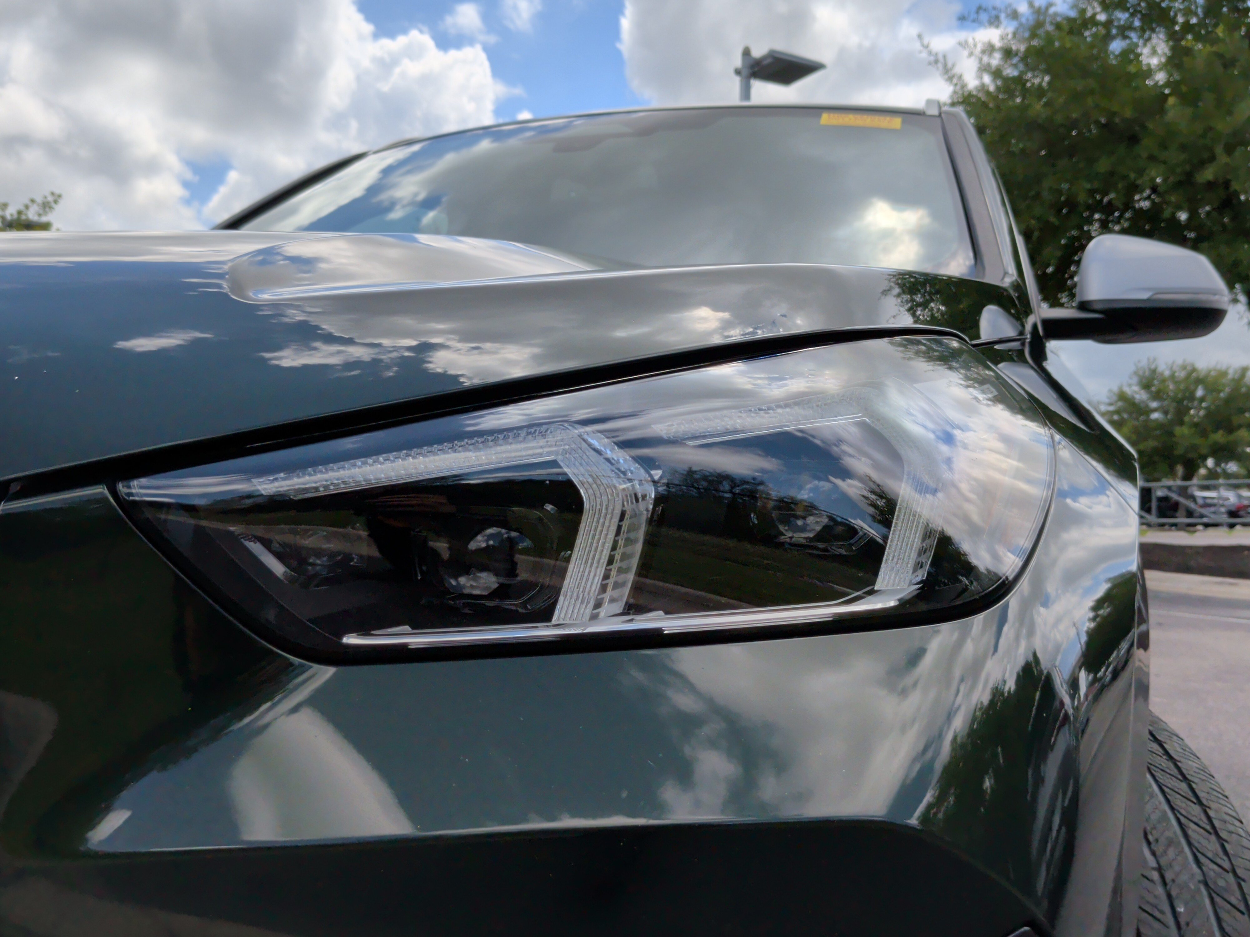 Certified 2023 BMW X1 xDrive28i w/ Convenience Package AWD/4WD image 3