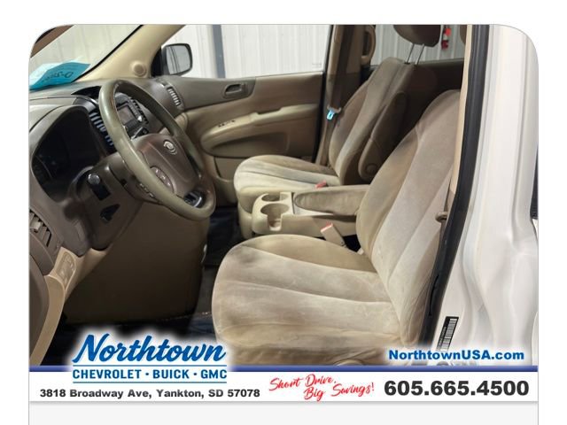 Used 2012 Kia Sedona LX image 9