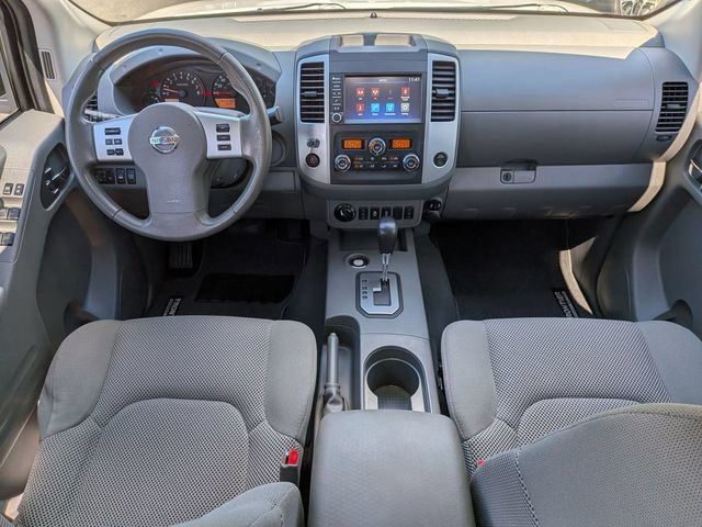 Used 2020 Nissan Frontier SV w/ Midnight Edition Floor Mats AWD/4WD image 13