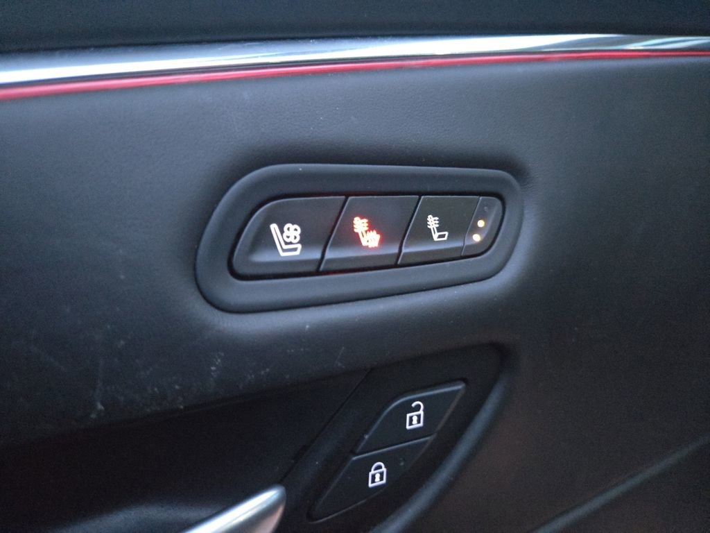 Certified 2023 Cadillac Escalade Sport Platinum image 9