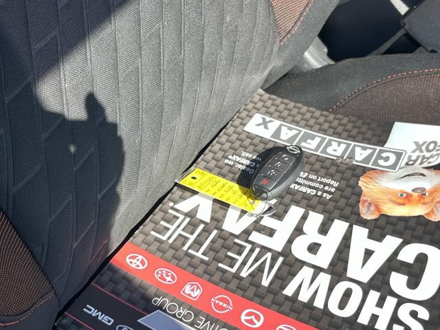 Used 2022 Nissan Kicks SR FWD image 25