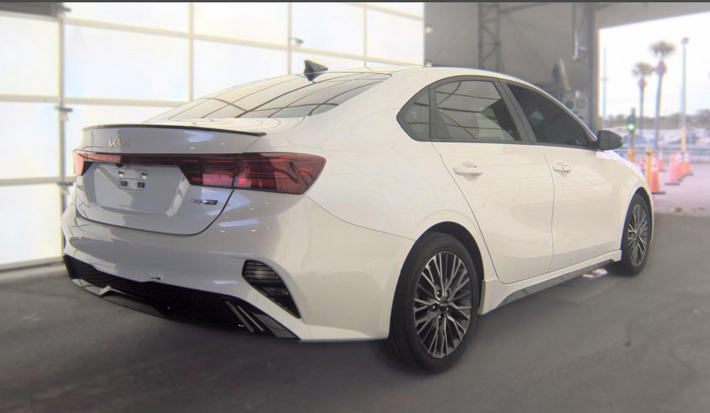 Used 2024 Kia Forte GT-Line w/ GT-Line Premium Package FWD image 5