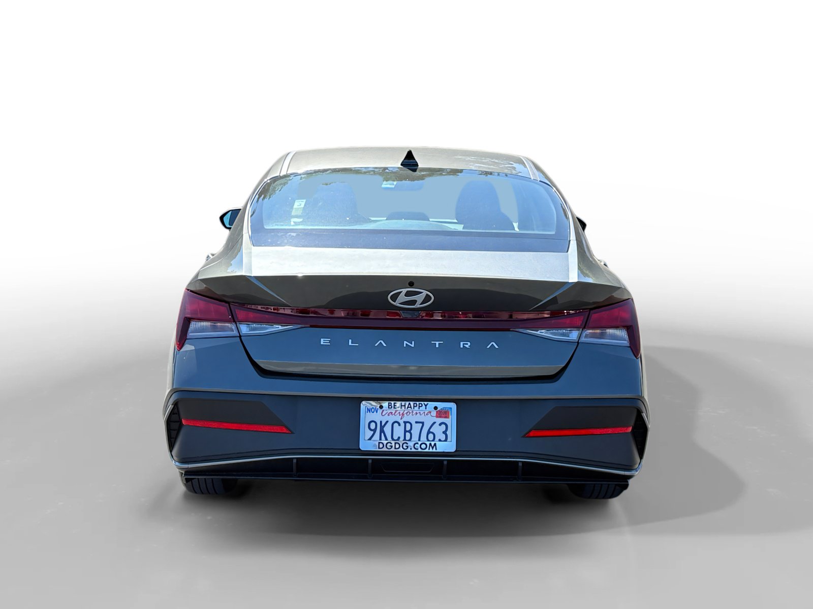 Certified 2024 Hyundai Elantra SE FWD image 4