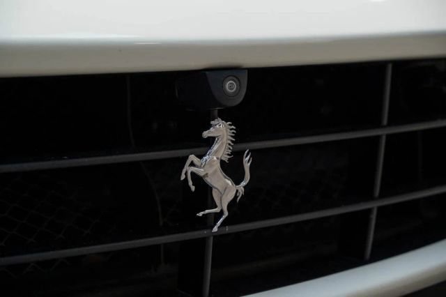 Used 2016 Ferrari F12 Berlinetta RWD image 16