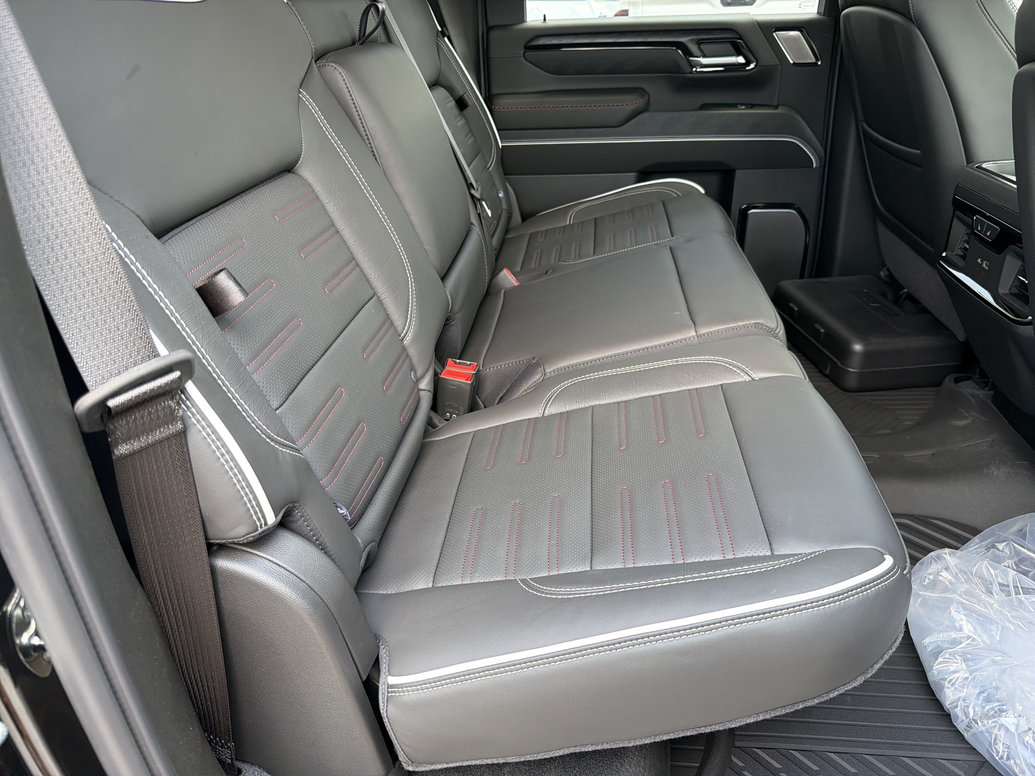New 2026 GMC Sierra 2500 AT4X w/ AT4X AEV Edition AWD/4WD image 16
