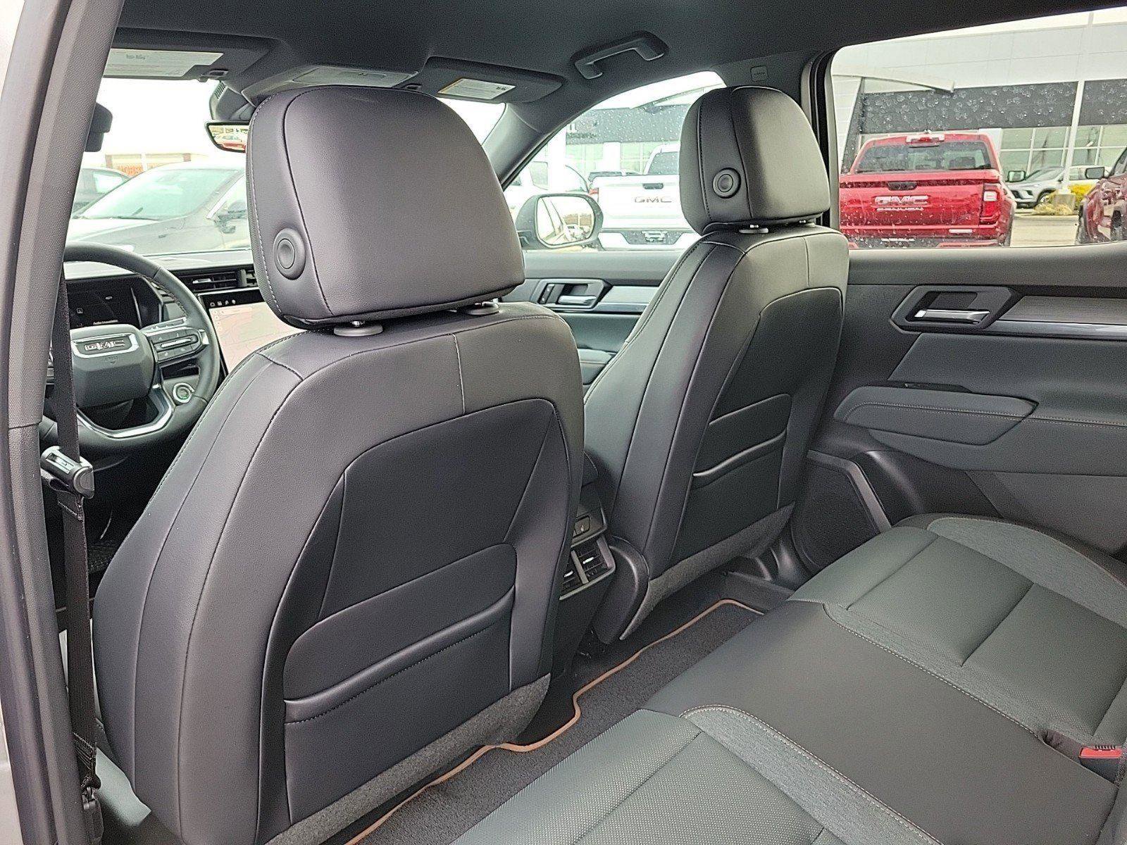 New 2026 GMC Terrain AT4 w/ Convenience Package III image 12