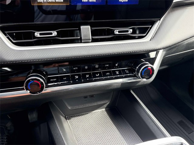 New 2026 Chevrolet Equinox LT w/ Convenience Package II image 29