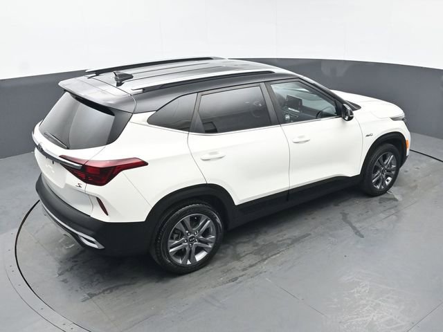 Used 2021 Kia Seltos S AWD/4WD image 33