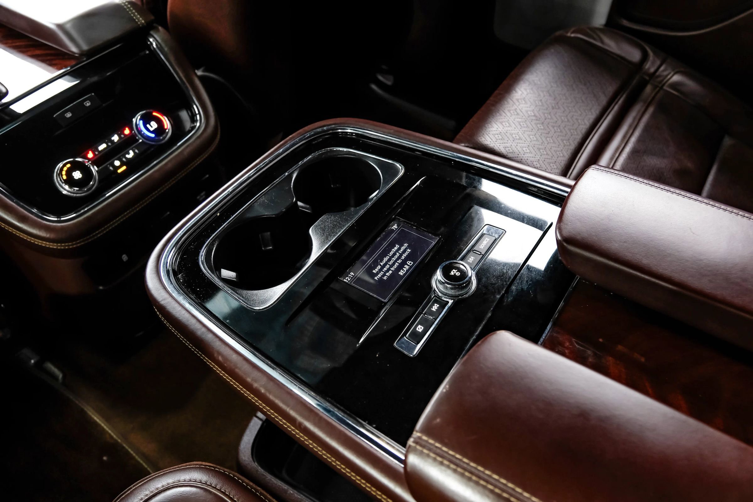 Used 2018 Lincoln Navigator Black Label w/ Cargo Package AWD/4WD image 52