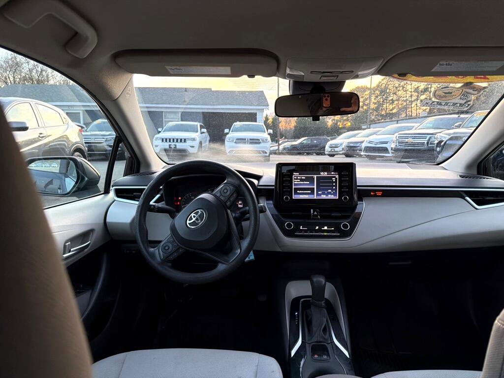 Used 2020 Toyota Corolla L w/ Phone Cable & Charge Package image 15