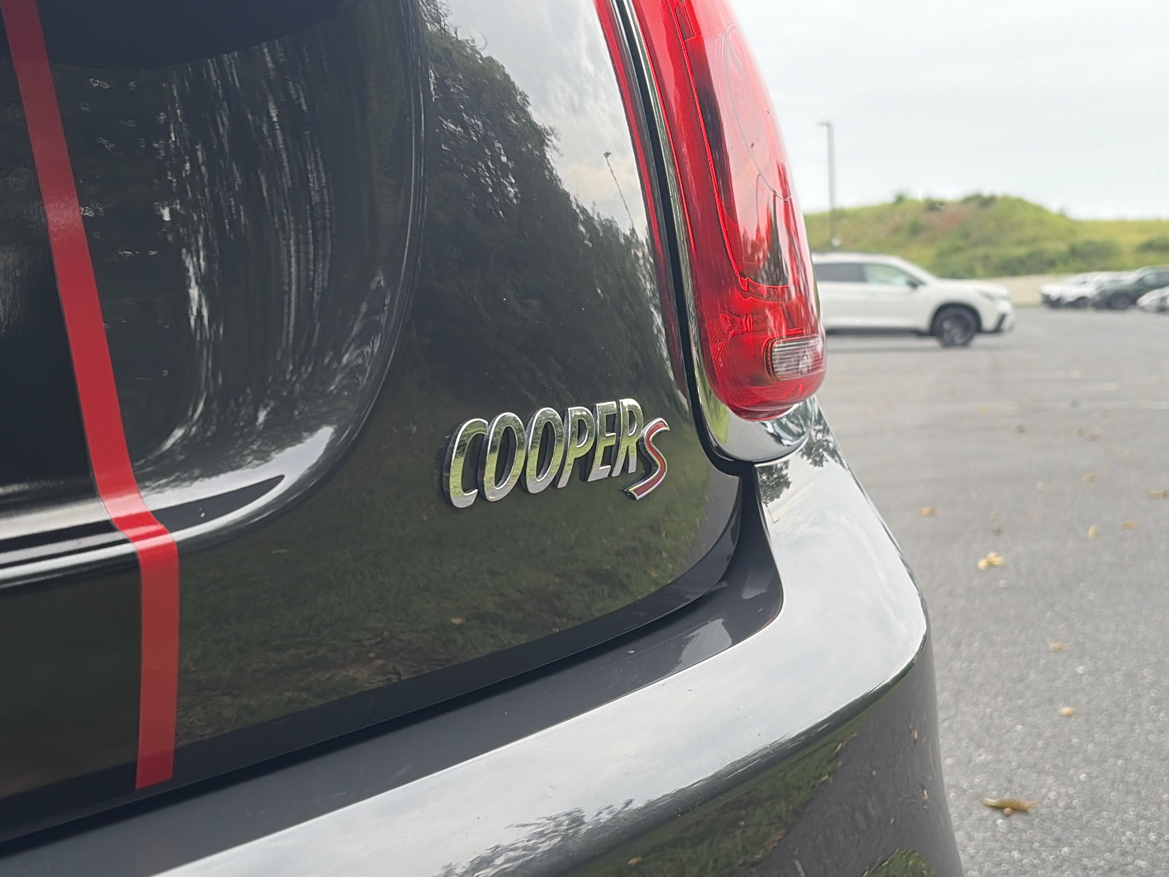 Used 2017 MINI Cooper S FWD image 9
