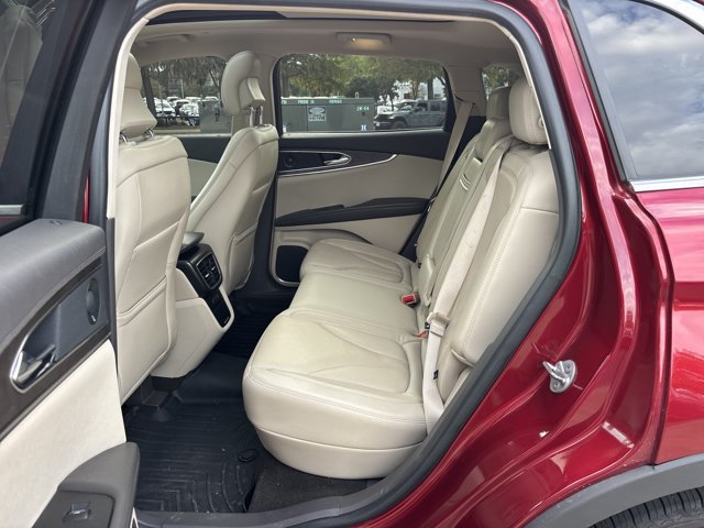 Used 2019 Lincoln Nautilus Reserve w/ Driver Assistance Package AWD/4WD image 7