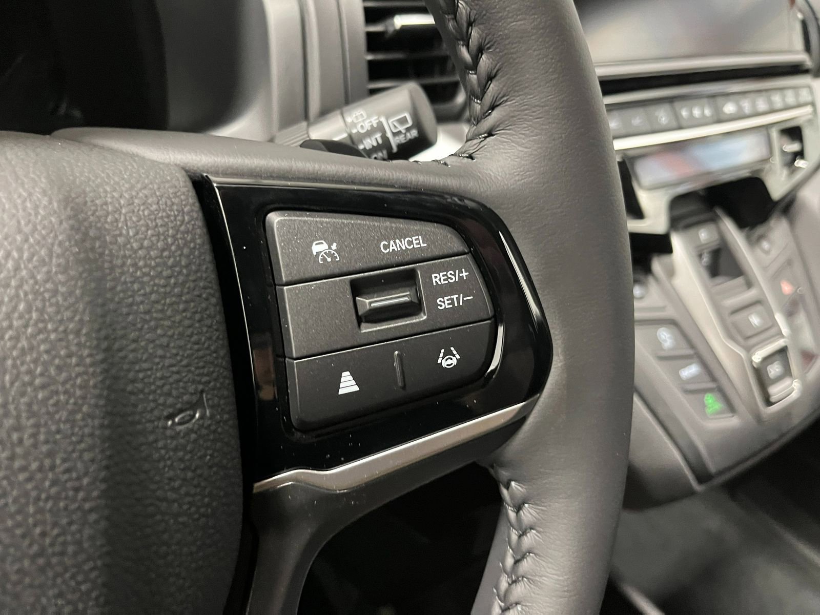 New 2026 Honda Odyssey EX-L image 17