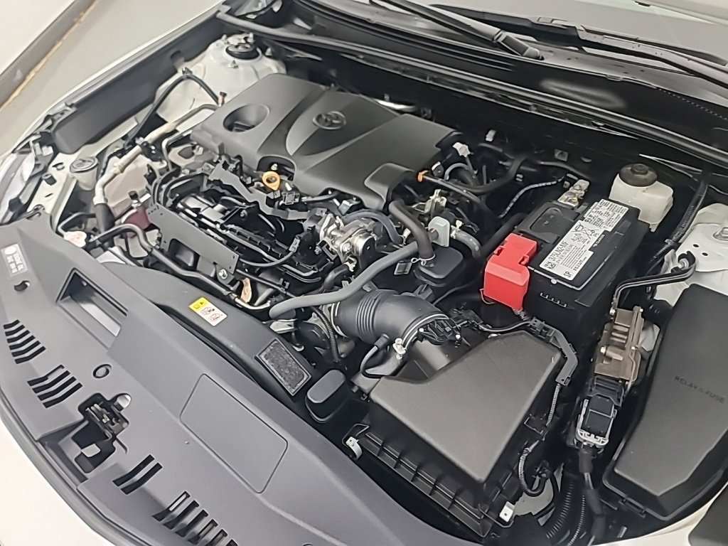 Used 2024 Toyota Camry LE FWD image 38
