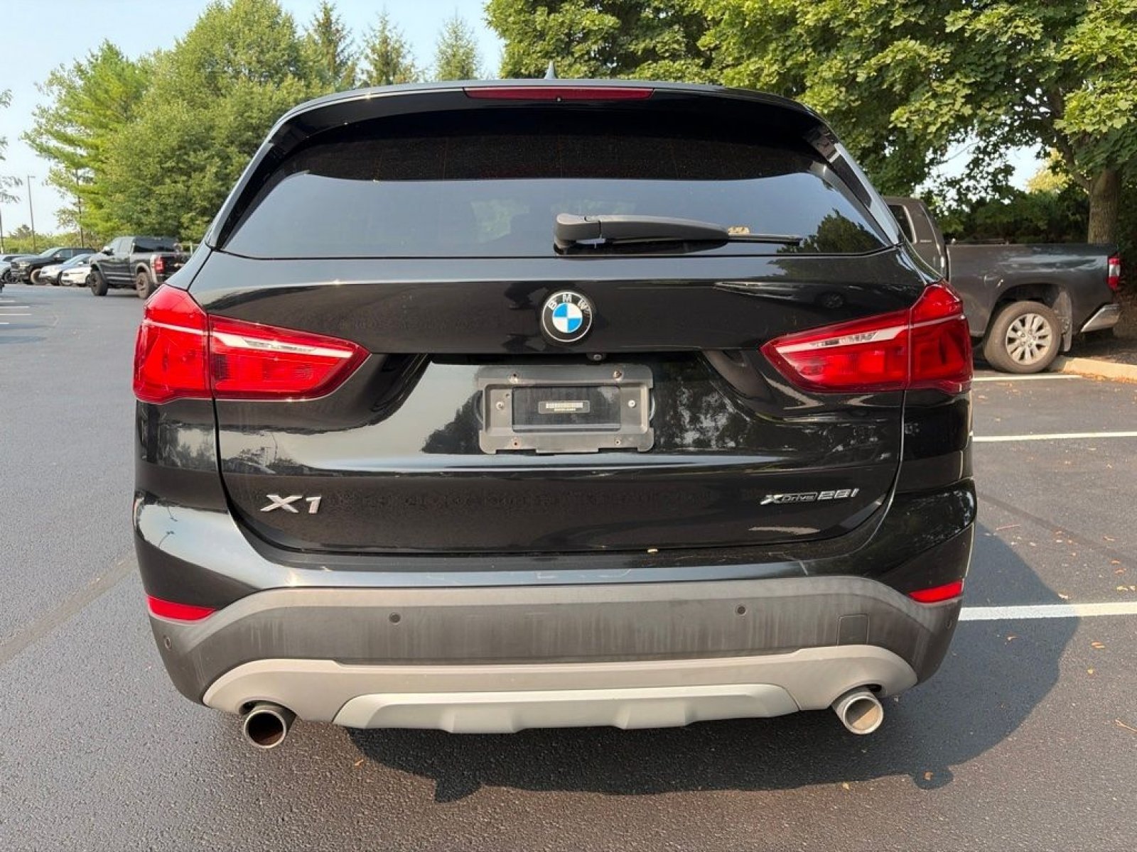 Used 2018 BMW X1 xDrive28i w/ Convenience Package AWD/4WD image 7