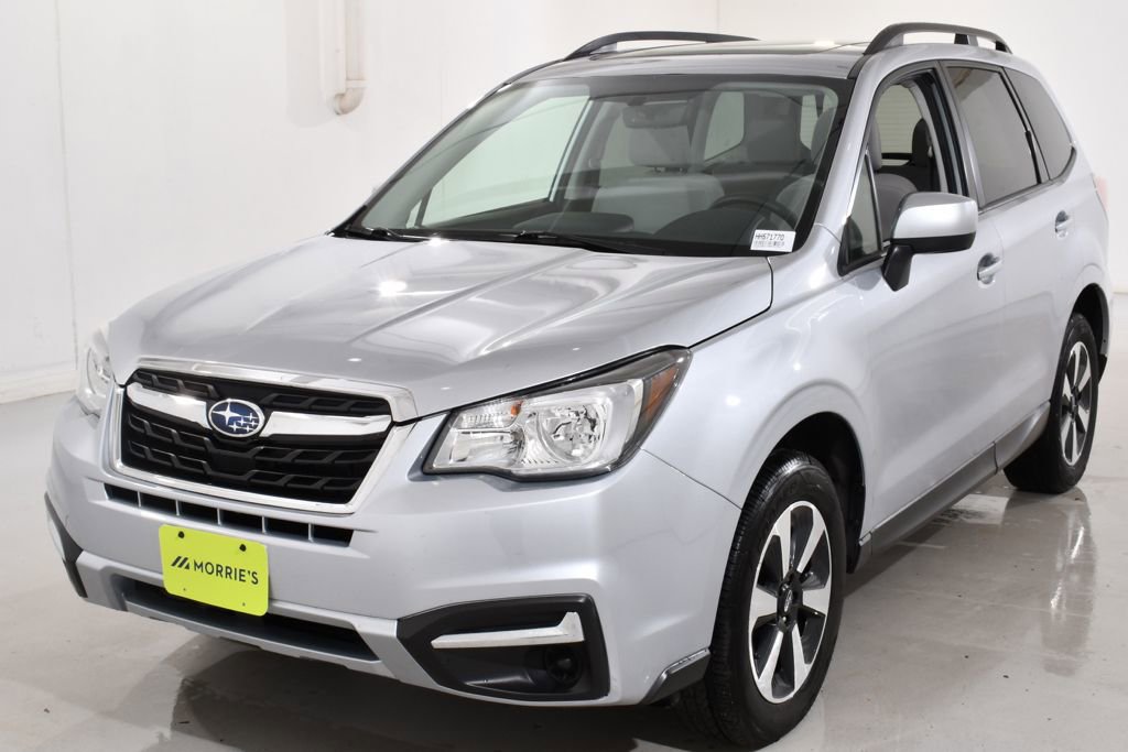 Used 2017 Subaru Forester 2.5i Premium w/ All-Weather Package image 2