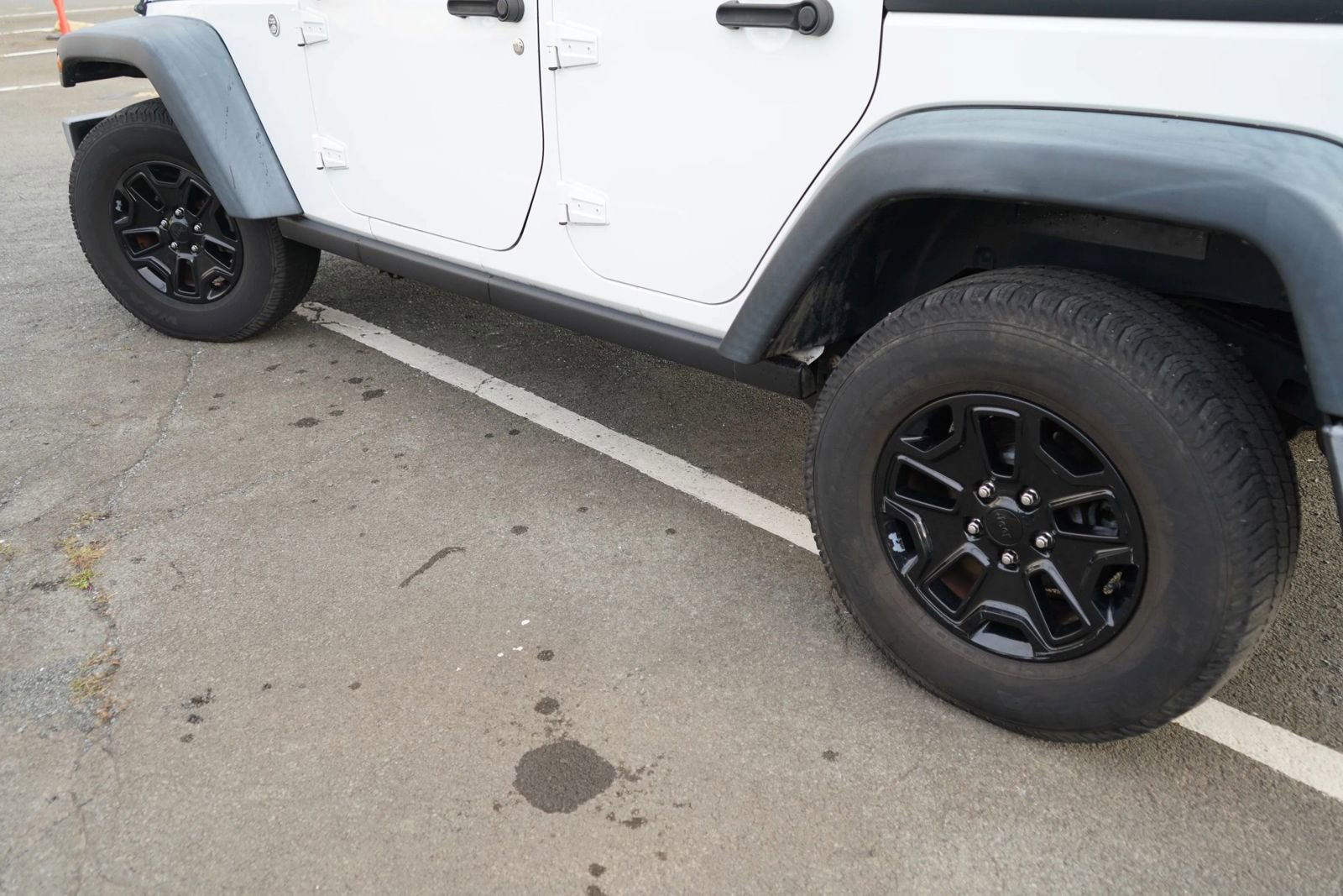 Used 2015 Jeep Wrangler Unlimited Sport image 6