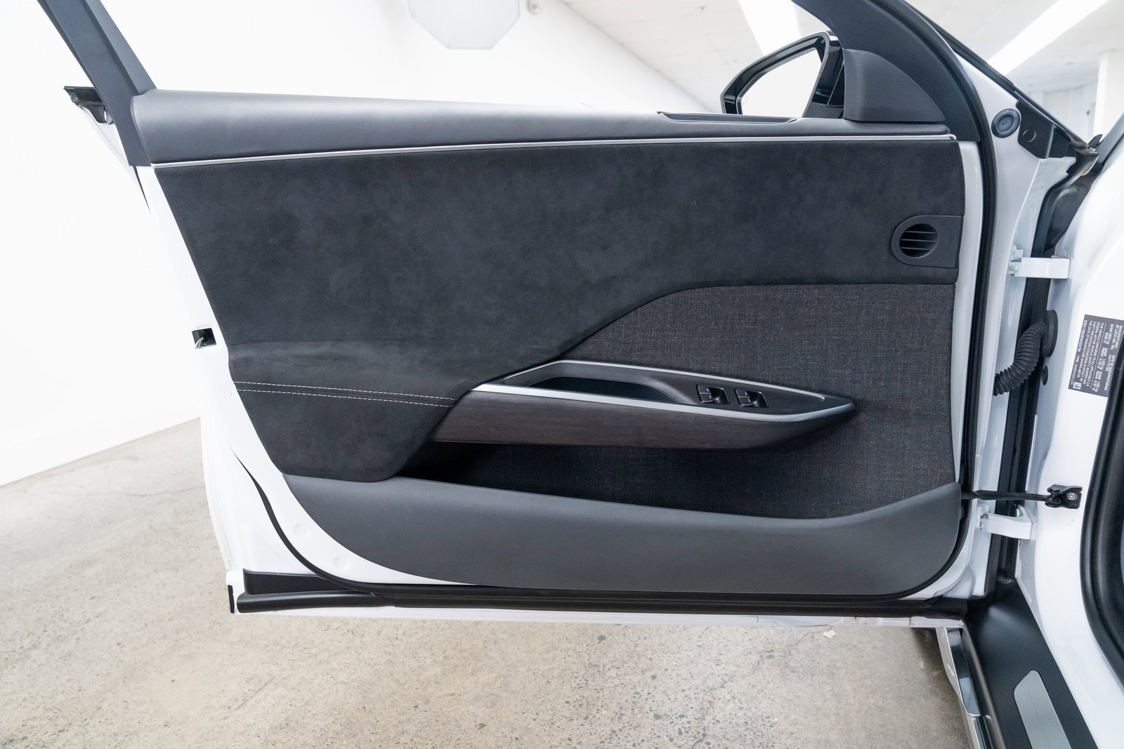 Used 2022 Lucid Air Grand Touring image 16