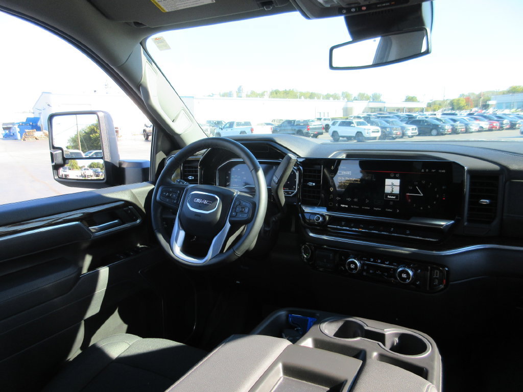 Certified 2025 GMC Sierra 3500 SLE w/ SLE Value Package AWD/4WD image 27