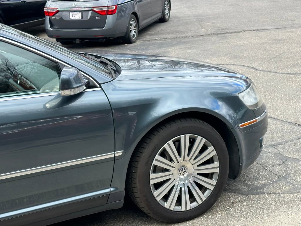 Used 2005 Volkswagen Phaeton V8 AWD/4WD image 41