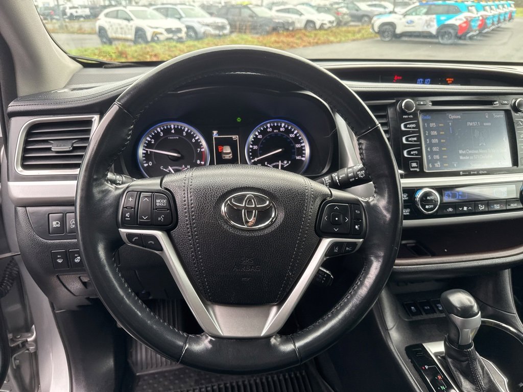 Used 2018 Toyota Highlander Limited Platinum image 34