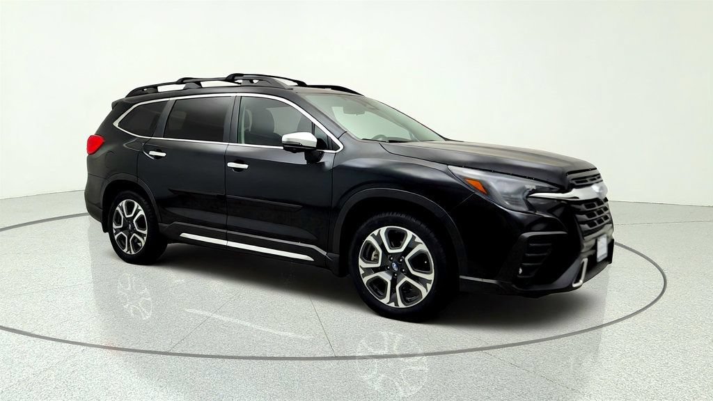 Used 2023 Subaru Ascent Touring AWD/4WD image 3