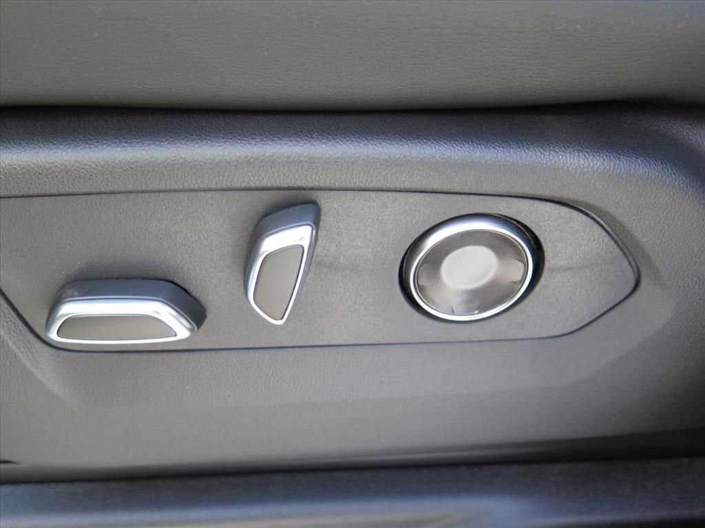 New 2026 Cadillac Escalade Luxury w/ Touring Package image 13