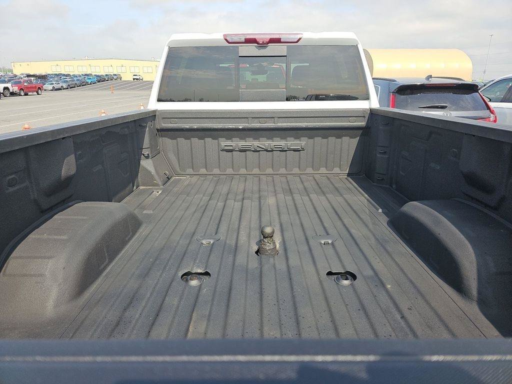 Used 2021 GMC Sierra 3500 Denali w/ Denali Ultimate Package AWD/4WD image 10