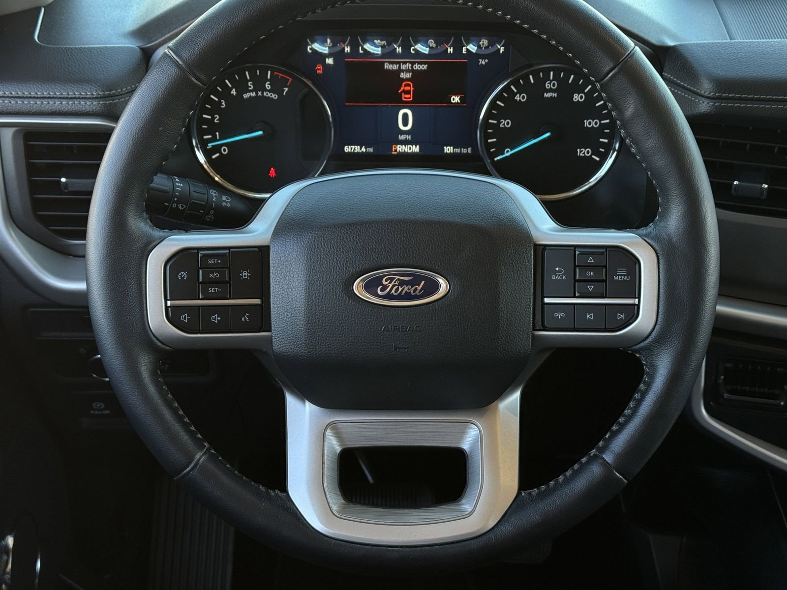 Used 2022 Ford Expedition XLT image 14