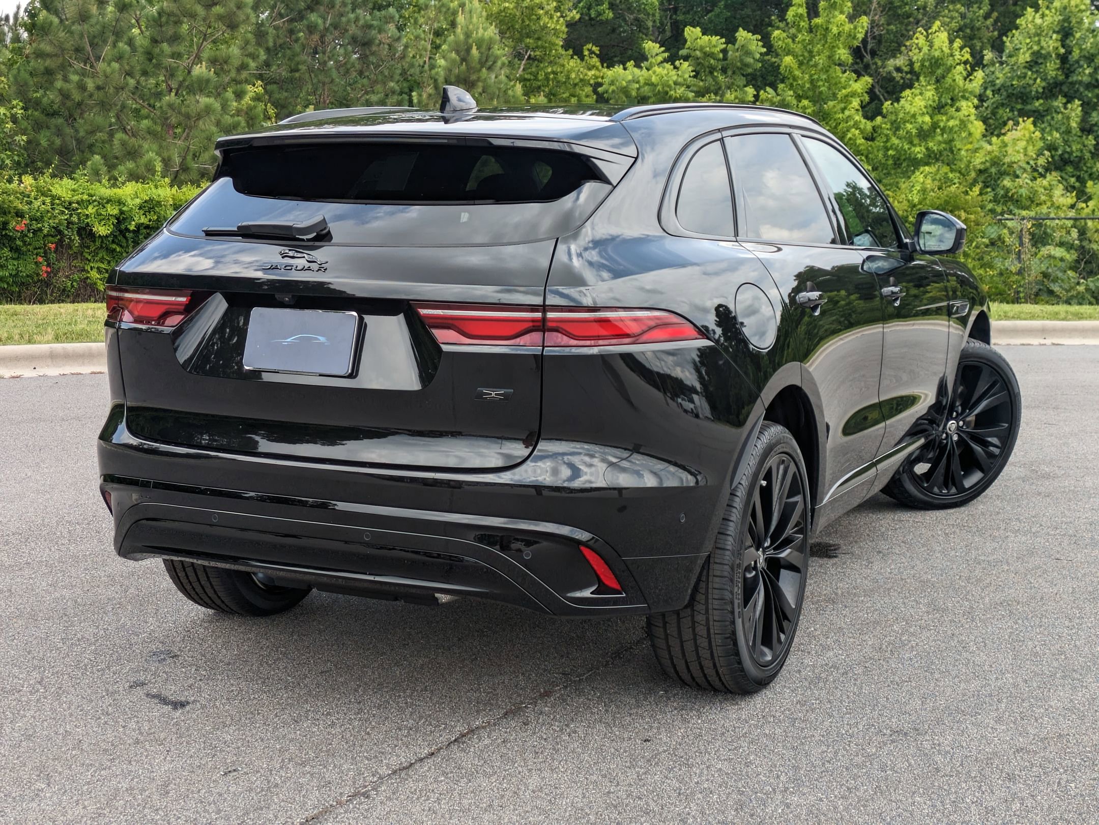New 2026 Jaguar F-PACE R-Dynamic S image 6