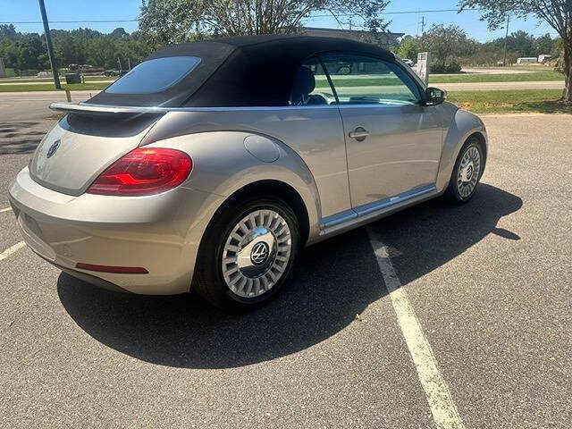 Used 2013 Volkswagen Beetle 2.5 FWD image 12