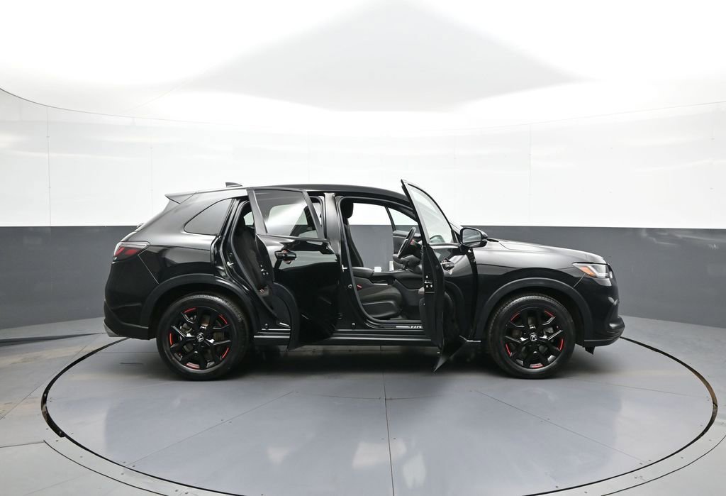 Certified 2023 Honda HR-V Sport image 40