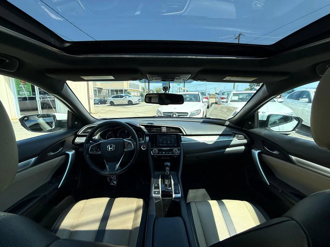 Used 2017 Honda Civic EX-L image 2