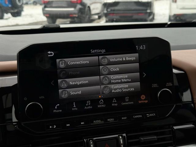 Used 2023 Nissan Pathfinder Platinum w/ Cargo Package image 26