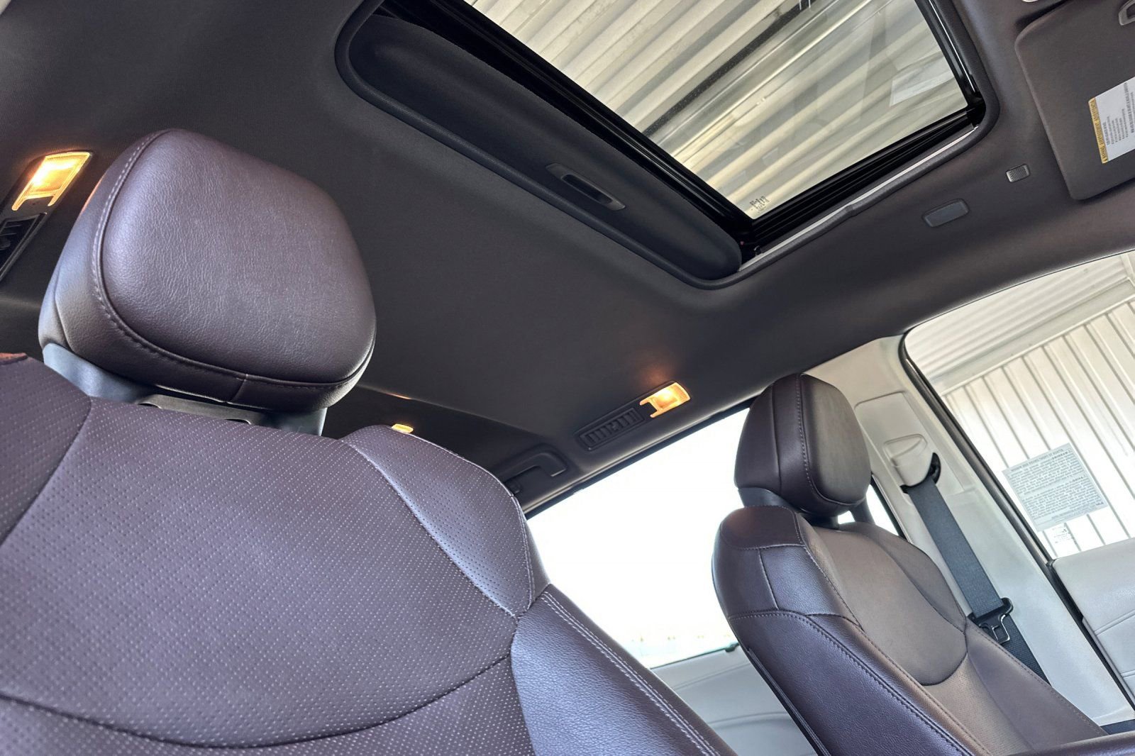 Used 2024 Toyota Sienna Platinum AWD/4WD image 19