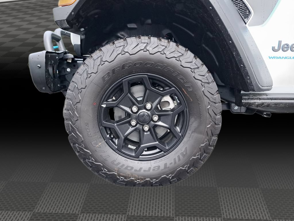 New 2023 Jeep Wrangler Unlimited Rubicon 4xe AWD/4WD image 9