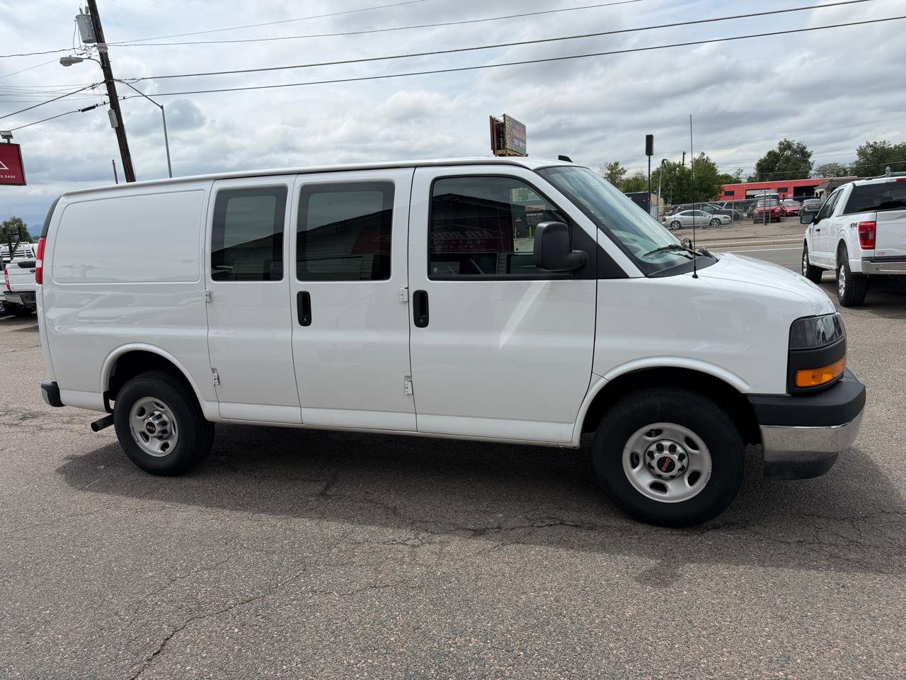 Used 2024 GMC Savana 2500 w/ Driver Convenience Package RWD image 1