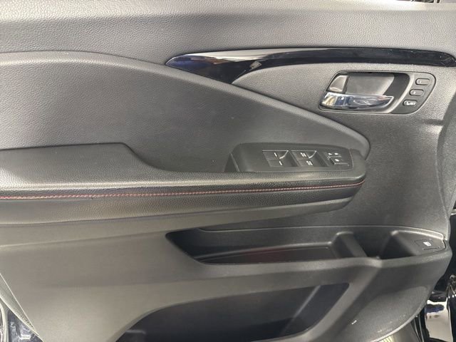 Used 2020 Honda Ridgeline Black Edition image 17
