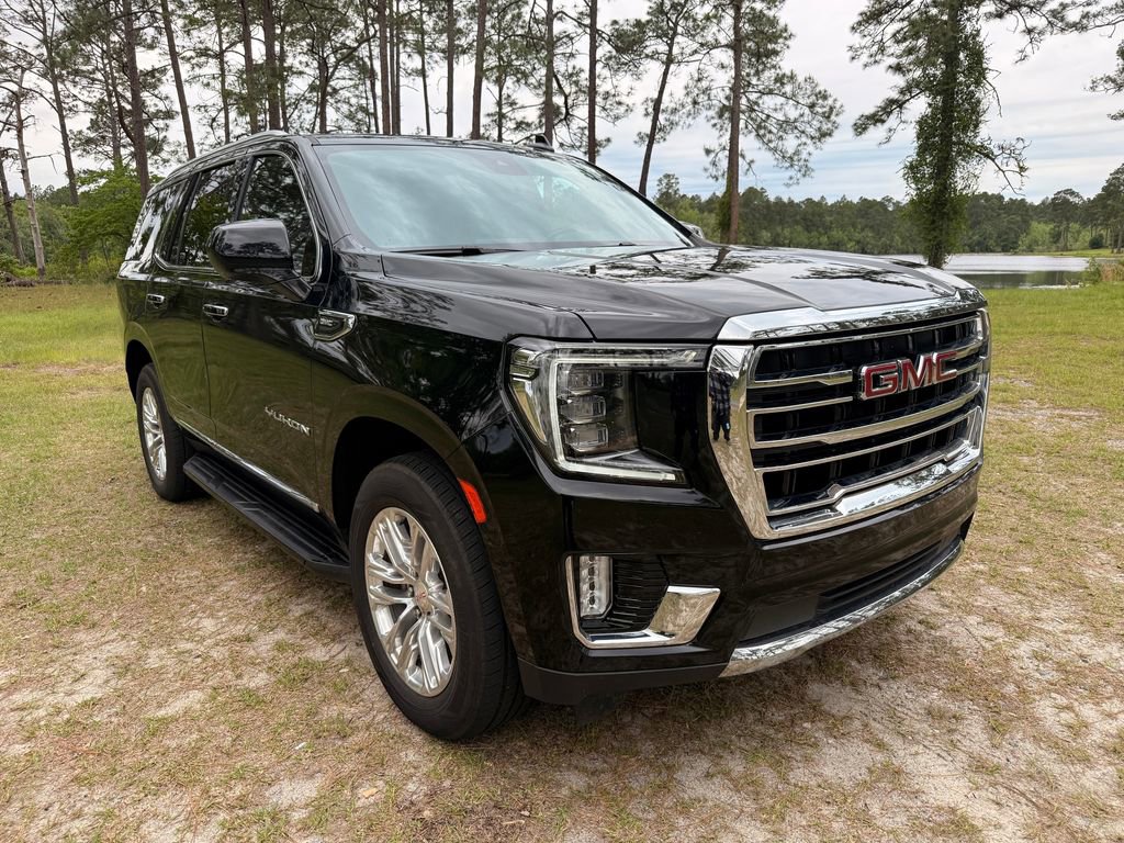 Used 2023 GMC Yukon SLT AWD/4WD image 7