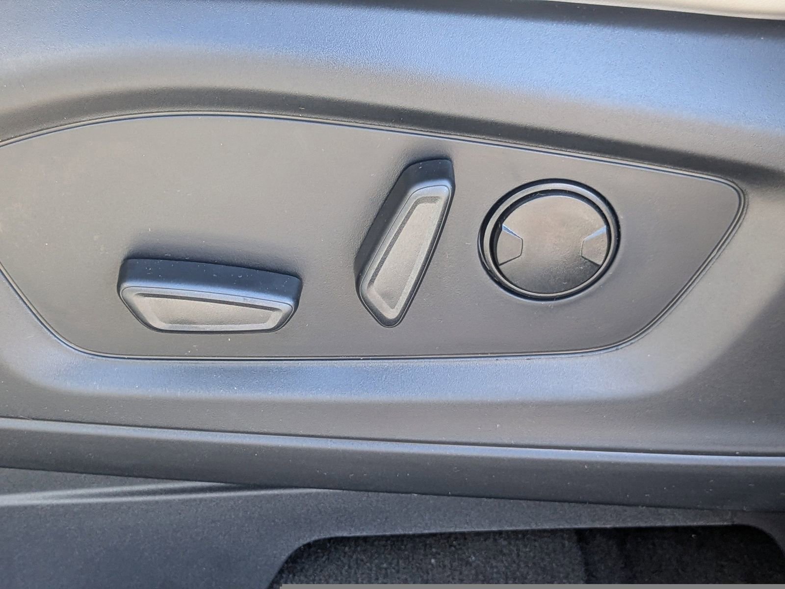 New 2026 Ford Explorer Active w/ Active Comfort Package image 23