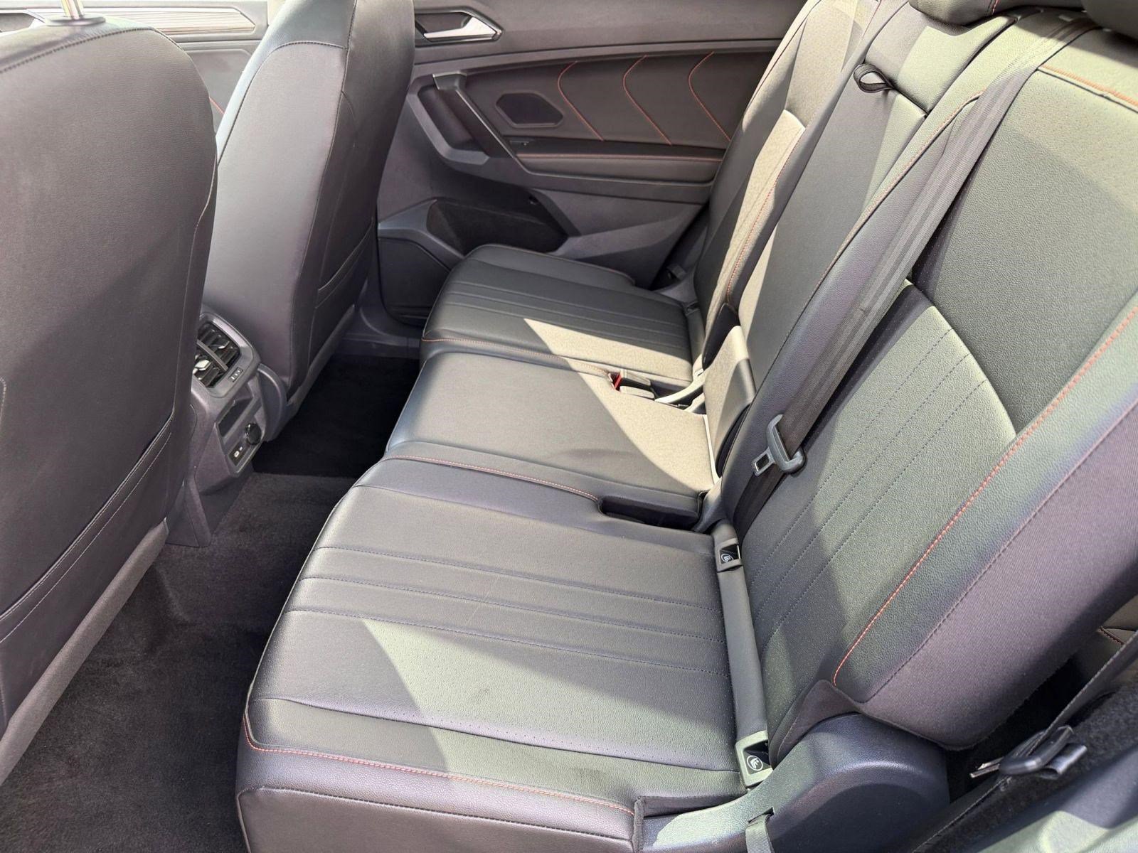 Used 2024 Volkswagen Tiguan Wolfsburg Edition image 25