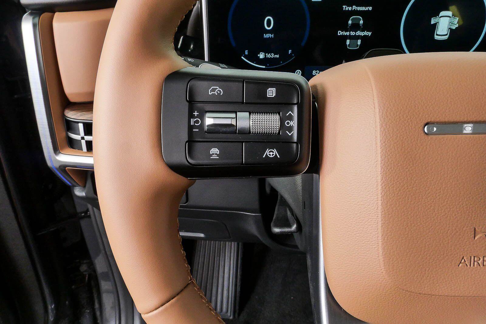 New 2026 Hyundai Santa Fe Limited FWD image 9